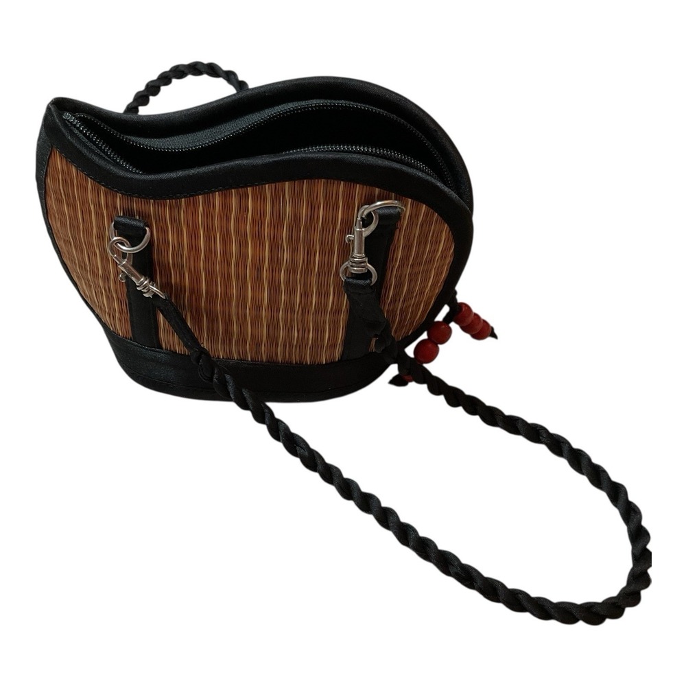 Baskets of Cambodia Saraye Shoulder Bag - Picture 2 of 7